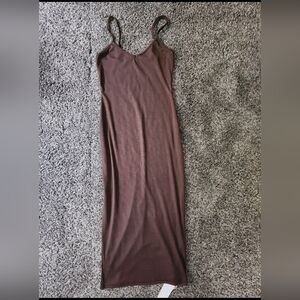 NEVER WORN RIBBED MUDI DRESS